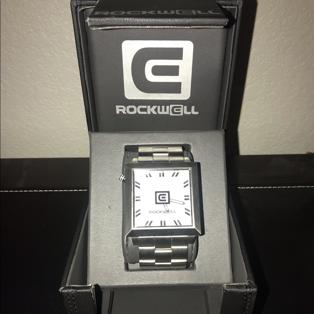 SALE ✨✨Rockwell Watch